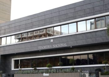 Pensionados y empleados públicos hoy reciben el doble sueldo; la economía se dinamizará