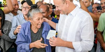 Alcaldía de Santiago inicia pago del salario 13 por un monto total de RD$55,905,703.25