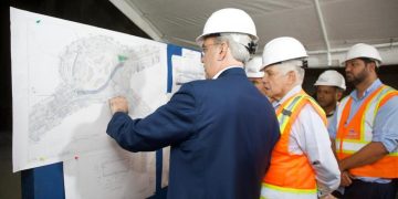 Abinader supervisa avances del túnel en la Plaza de la Bandera