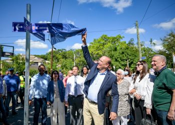 Ayuntamiento de Santiago designa calle del sector Los Jardines con el nombre del Dr. Américo Espinal Hued