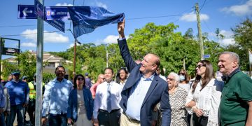 Ayuntamiento de Santiago designa calle del sector Los Jardines con el nombre del Dr. Américo Espinal Hued