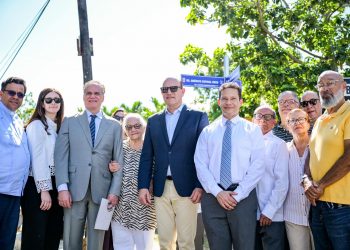 Ayuntamiento de Santiago designa calle del sector Los Jardines con el nombre del Dr. Américo Espinal Hued