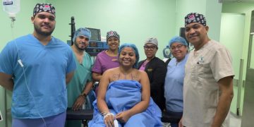 RD realiza primera cirugía de reducción mamaria por gigantomastia con cobertura del seguro