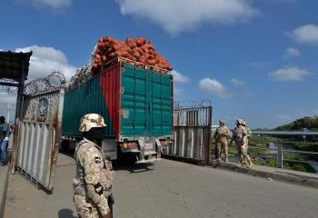 Proyecto de ley prohíbe a comerciantes de otras provincias vender en mercados fronterizos