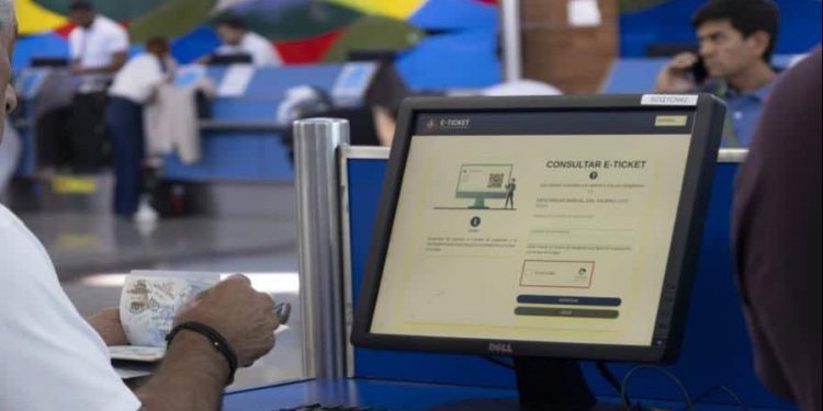Falla técnica afecta llenado del E-ticket obligatorio para entrar o salir de República Dominicana