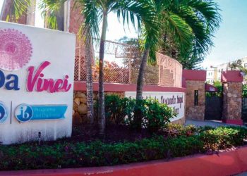 Colegio Da Vinci, centro educativo de élite, bajo escrutinio tras muerte de estudiante en Santiago