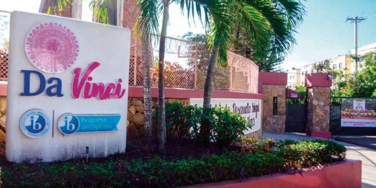 Colegio Da Vinci, centro educativo de élite, bajo escrutinio tras muerte de estudiante en Santiago