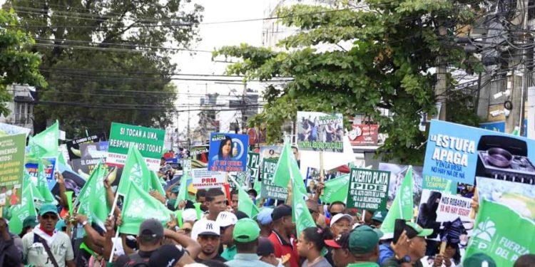 La JCE intima a la Fuerza del Pueblo por posible propaganda anticipada en marcha del domingo