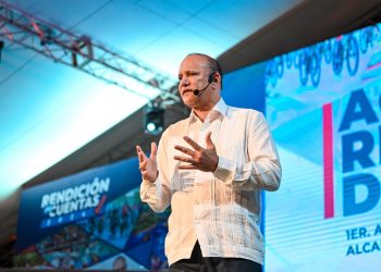 Alcalde Ulises Rodríguez destaca avances sin precedentes de Santiago en mensaje de Navidad y Año Nuevo