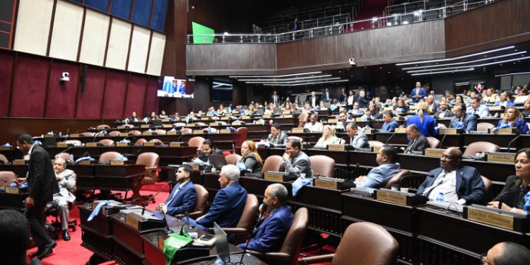 Congreso Nacional aprobó más de 99 mil millones de pesos en préstamos durante 2025