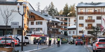 Decenas de muertos y centenar de heridos en un incendio en bar en estación suiza de esquí