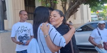 “No la maten dos veces”: clama madre de joven asesinada en Los Guandules