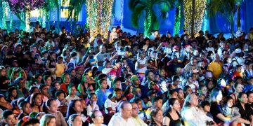 Más de 366 mil personas visitaron el recorrido navideño “Encantus” en el Palacio Municipal de Santiago