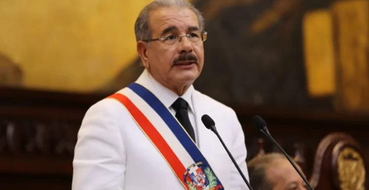 65 funcionarios de Danilo enredados en la corrupción