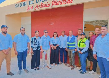 Gobierno acelera la construcción de 18 proyectos escolares en Bahoruco a través del Plan 24/7-365