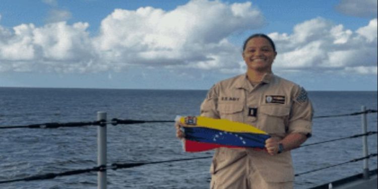 Venezolana oficial de la Marina de EE. UU. participó en captura de Nicolás Maduro y así lo celebró