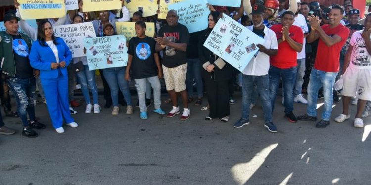 A 18 días del homicidio de joven santiaguero a manos de agentes policiales todavía no hay imputados