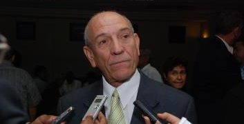 El exsenador Rafael Calderón será operado hoy; jueza lo separa de audiencias en caso de corrupción