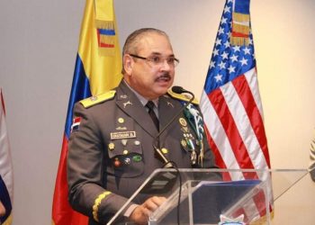 Abinader designa a Juan Hilario Guzmán Badía como nuevo rector del Instituto Policial de Educación