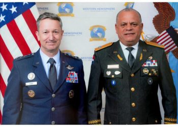 Ministro de Defensa participa en reunión de altos mandos militares convocada por EE.UU.