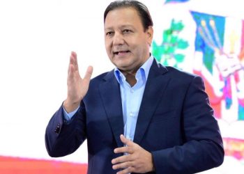 Abel Martínez decide no ser parte de “consulta” del PLD