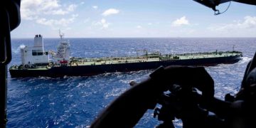 Departamento de Estado detiene a un tercer petrolero en el Caribe