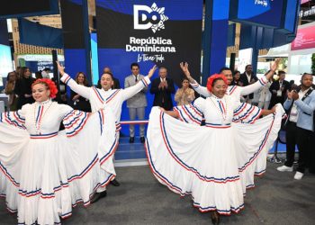 Colombia se posiciona como el cuarto país que envía más turistas a RD