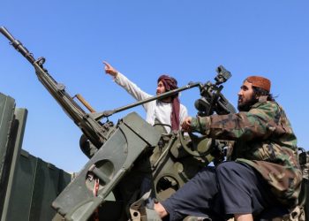 Pakistán en "guerra abierta" contra el talibán Afganistán