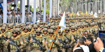 Abinader dispone ascensos y retiros en las FFAA