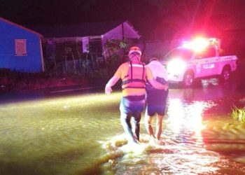 Lluvias dejan 78 casas afectadas y familias evacuadas en María Trinidad Sánchez