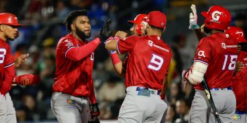 República Dominicana debuta con victoria 5-4 sobre México Rojo en la Serie del Caribe 2026