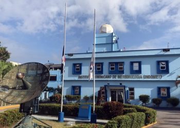 Indomet: temperaturas frescas, lluvias débiles, ráfagas de viento y oleaje peligroso