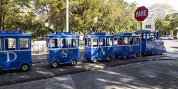 Estudiantes valoran de forma positiva el nuevo tren eléctrico de la UASD
