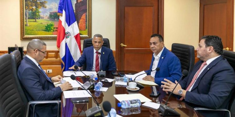 La primera ley del 2026: Abinader promulga normativa que crea la DNI