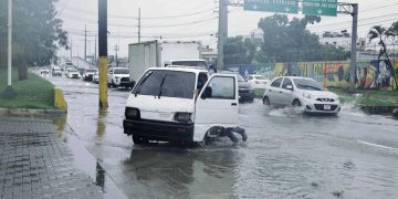 Vaguada y sistema frontal provocarán lluvias y tormentas en gran parte del país este sábado