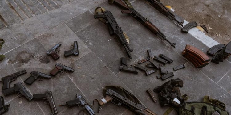 El porte ilegal de armas de fuego lleva hasta 5 años de prisión y 20 en caso de tráfico y transporte