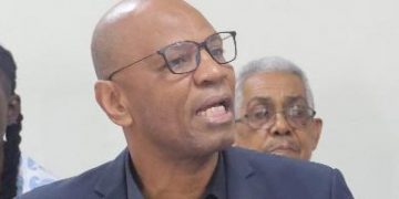 CDP rechaza medidas de jueza contra 2 periodistas