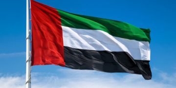 Emiratos Árabes Unidos cierra su embajada en Irán y ordena la salida de su embajador tras ataques