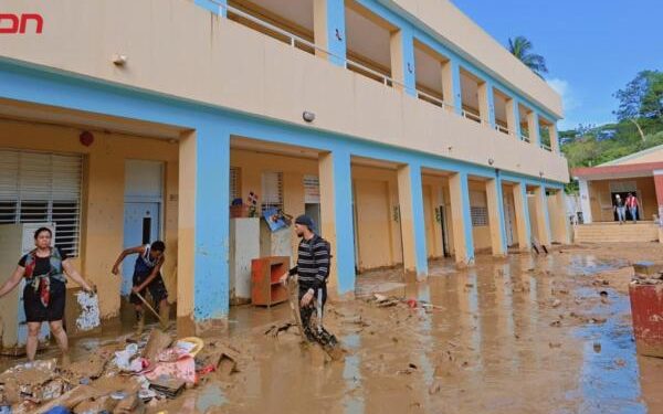 Infraestructura Escolar trabaja en rehabilitación de siete escuelas afectadas por inundaciones en Gaspar Hernández