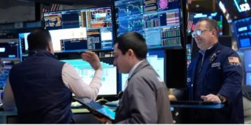 Petróleo de Texas subió hasta los 98.32 dólares