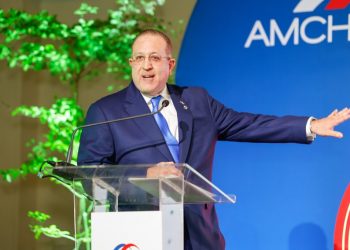 Gobierno reasignará partidas presupuestarias para hacer frente a subidas del petróleo