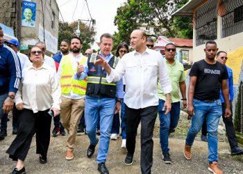 Alcalde Ulises Rodríguez y ministro Víctor Ito Bisonó realizan levantamiento en El Cambronal para intervenir entorno del Hospedaje Yaque
