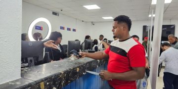 “Ágil y organizado”: así califican ciudadanos el proceso para obtener la nueva licencia de conducir