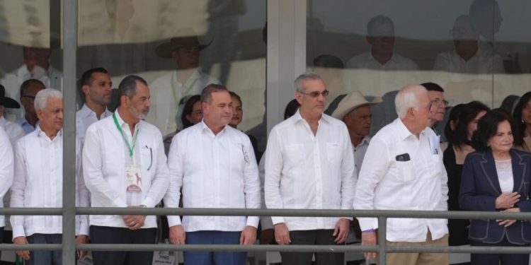 Ministro de Agricultura destaca fortaleza del sector agropecuario nacional