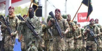 Presidente Abinader encabeza desfile cívico-militar y policial en conmemoración del 182 aniversario de la Batalla del 19 de Marzo