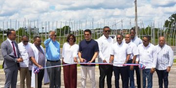 David Collado inaugura verja perimetral del Santuario Santo Cristo de los Milagros en Monte Plata
