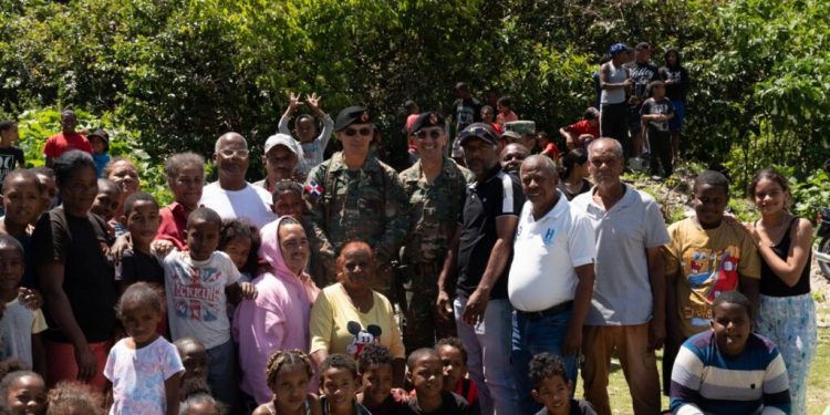 Comandante del Ejército realiza recorrido por unidades de la 5ta. Brigada de Infantería