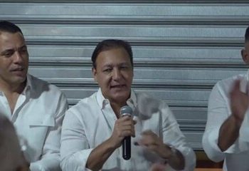 Abel Martínez juramenta exmiembros de Fuerza del Pueblo que retornan al PLD en acto en Santiago