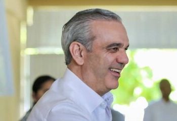 Abinader encabezará graduaciones, entrega de títulos e inauguraciones de domingo a martes