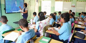 El Gobierno se plantea reformar totalmente el sistema educativo nacional